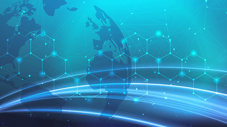 Grafik in Blau mit Netzwerklinien und einem Globus im Hintergrund